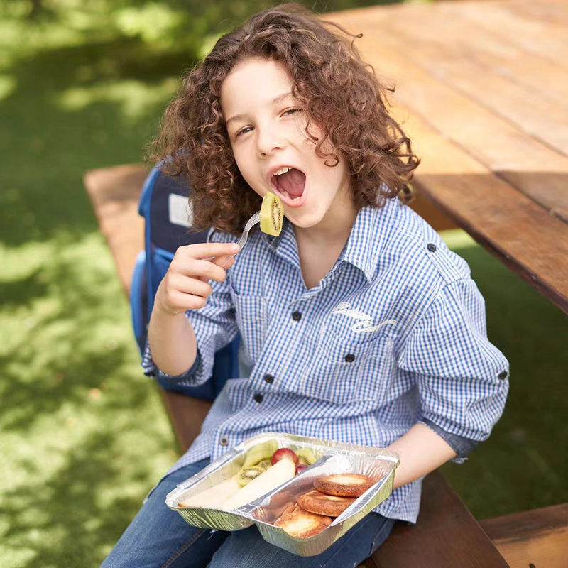 mit zwei Gitterplatten